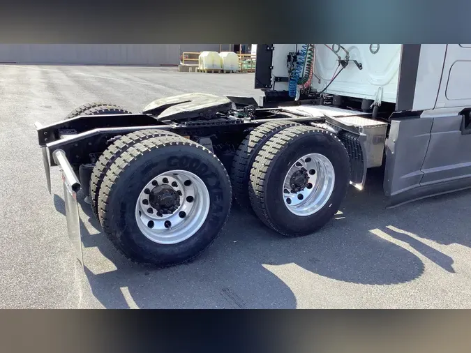 2022 Freightliner Cascadia 126d7e061dae09cc770fa4972528365c240