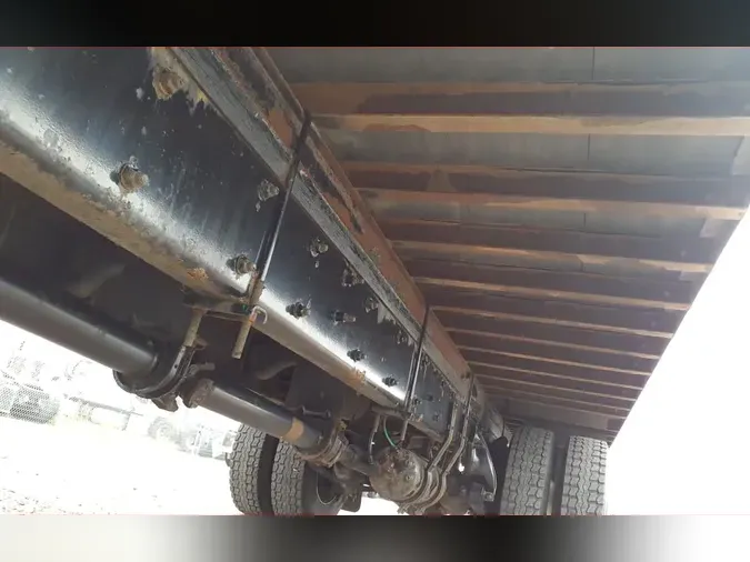 2018 FREIGHTLINER/MERCEDES M2 106