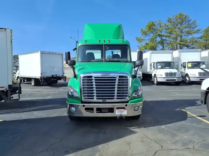 2020 FREIGHTLINER/MERCEDES CASCADIA 125d7e20c0c2693d26e65b80b409d3f4333