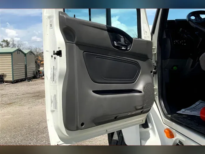 2021 INT LT625 6x4
