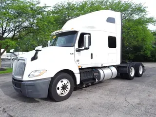 2019 NAVISTAR INTERNATIONAL LT625 SLPR CAB