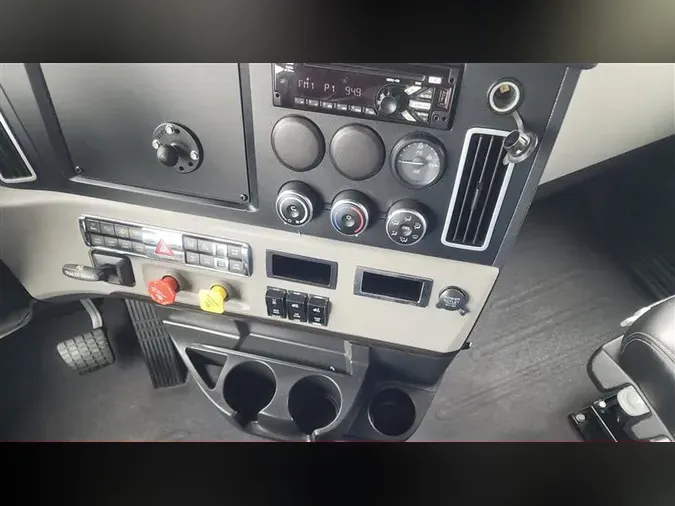 2020 FREIGHTLINER CA126