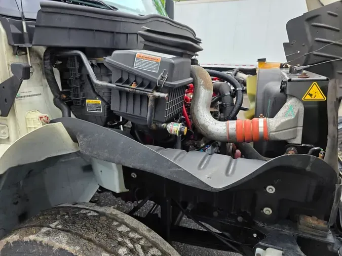 2020 NAVISTAR INTERNATIONAL MV607 (4X2)