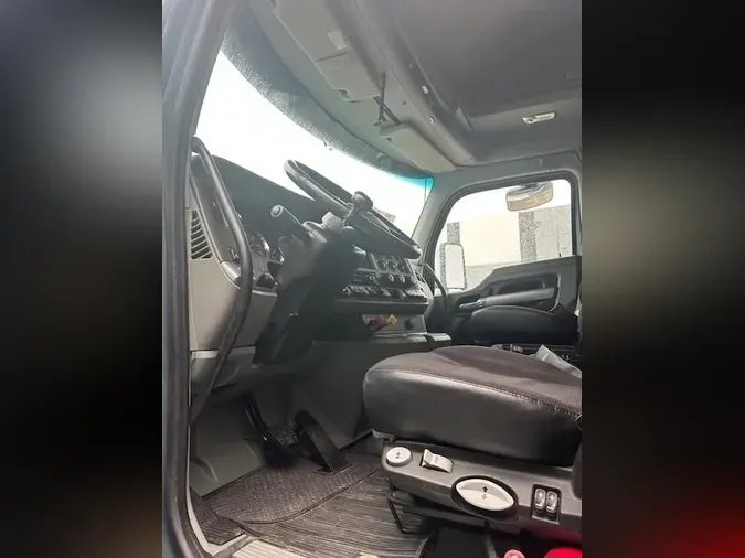 2021 Kenworth W990d7ebcf6367696ab8d74f4f41ad77c660