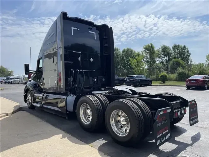2021 KENWORTH T680