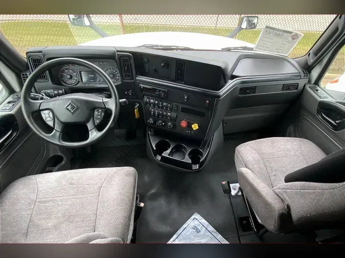 2021 INT LT625 6x4