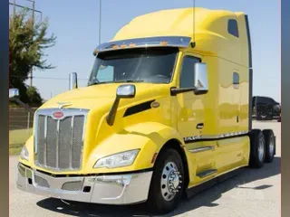 2023 PETERBILT 579
