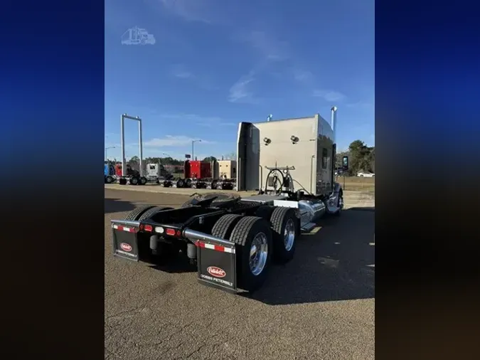 2025 PETERBILT 579