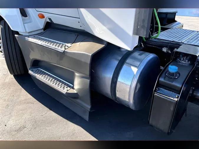 2021 INT LT625 6x4