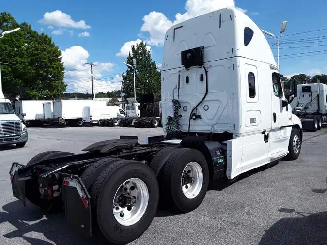 2018 FREIGHTLINER/MERCEDES CASCADIA 125