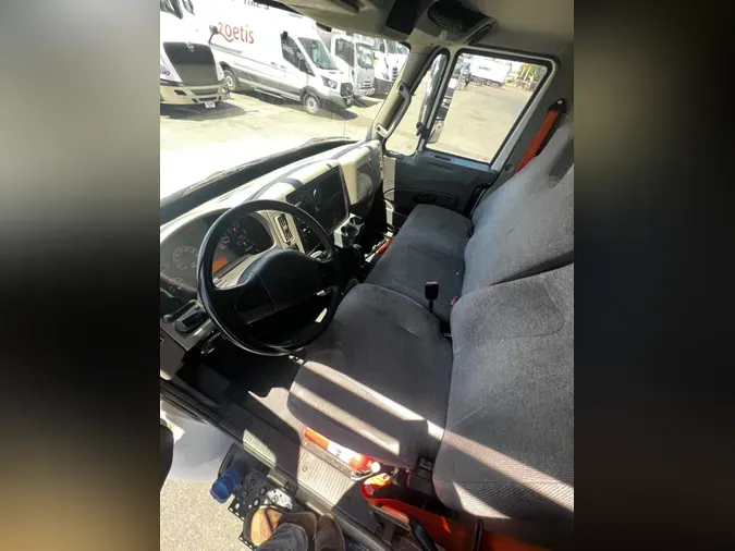 2018 NAVISTAR INTERNATIONAL 4300 LP