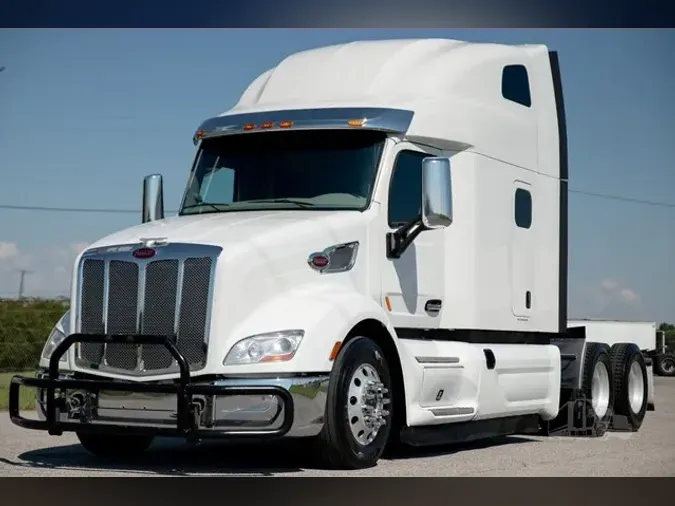 2021 PETERBILT 579