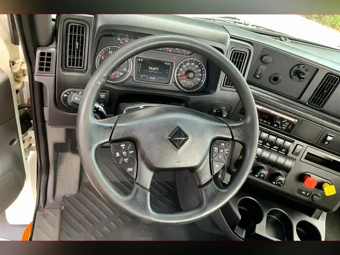 2021 INT LT625 6x4