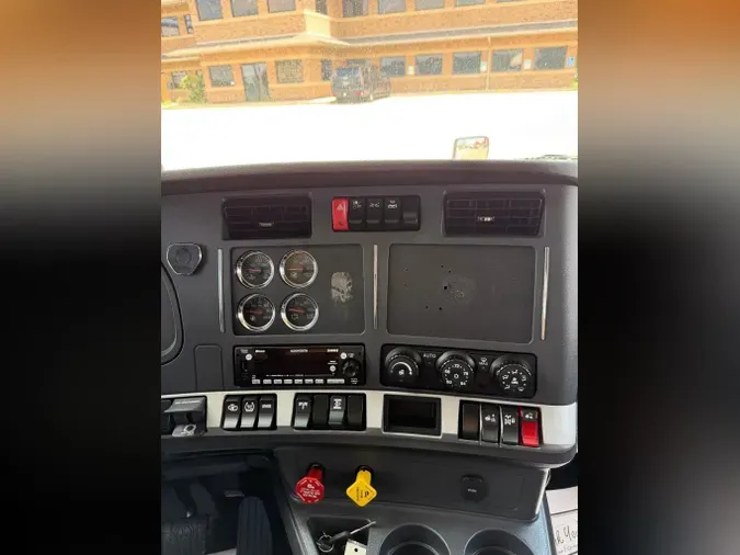 2022 KENWORTH T680d7fd19a64a9165904bd247ef4fe36a1e
