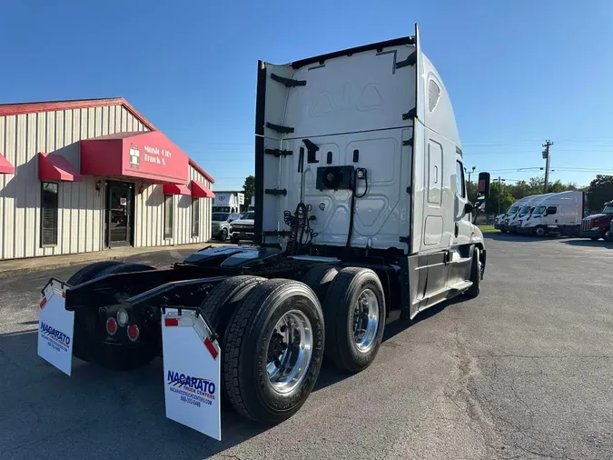 2019 FREIGHTLINER CASCADIA