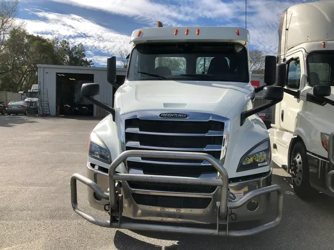 2020 FREIGHTLINER/MERCEDES NEW CASCADIA PX12664