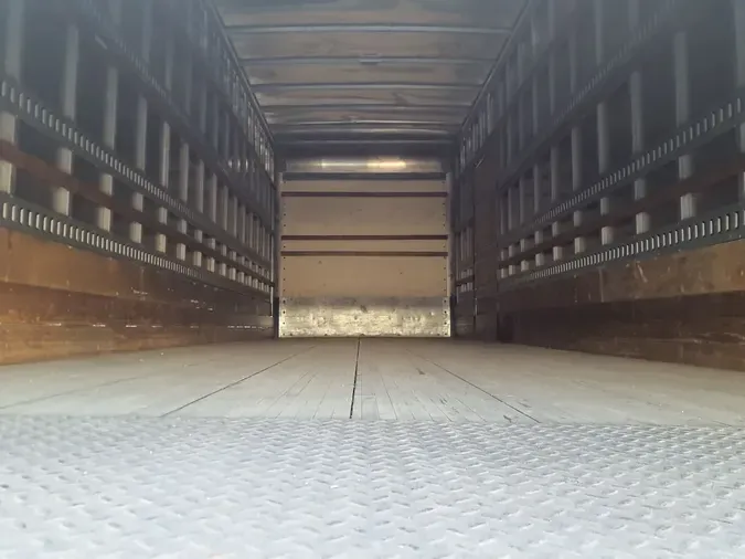 2018 FREIGHTLINER/MERCEDES M2 106