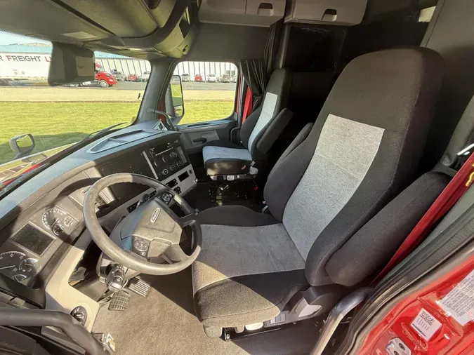 2022 Freightliner Cascadia