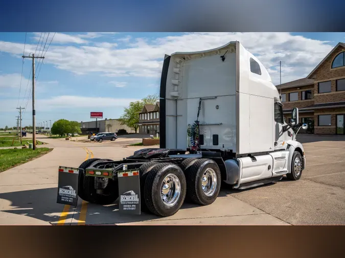 2021 PETERBILT 579