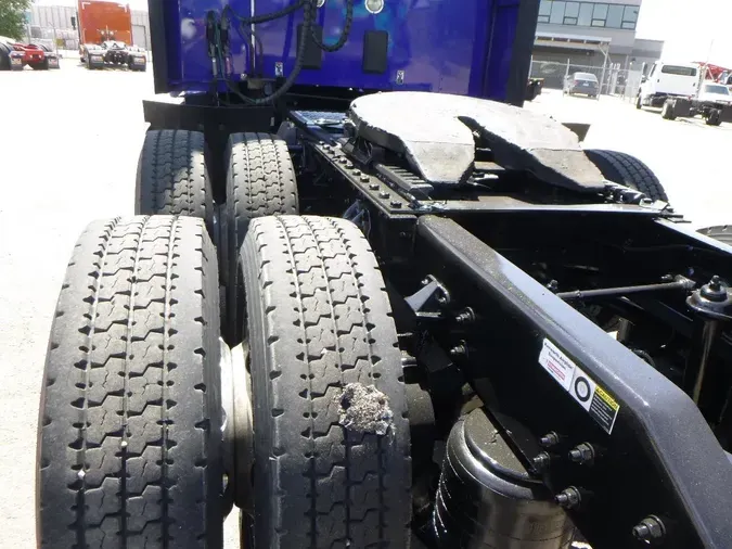 2022 Kenworth T680d806329fd2d98d96d8dd464152a3c8fe