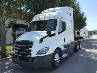 2021 FREIGHTLINER CA116