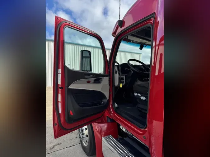 2022 Peterbilt 579