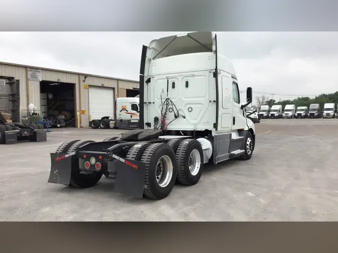 2019 Freightliner Cascadia