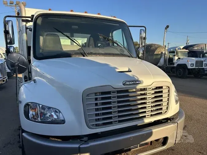 2016 FREIGHTLINER BUSINESS CLASS M2 106d81021f54fabf8ef3af094840c18e4ee