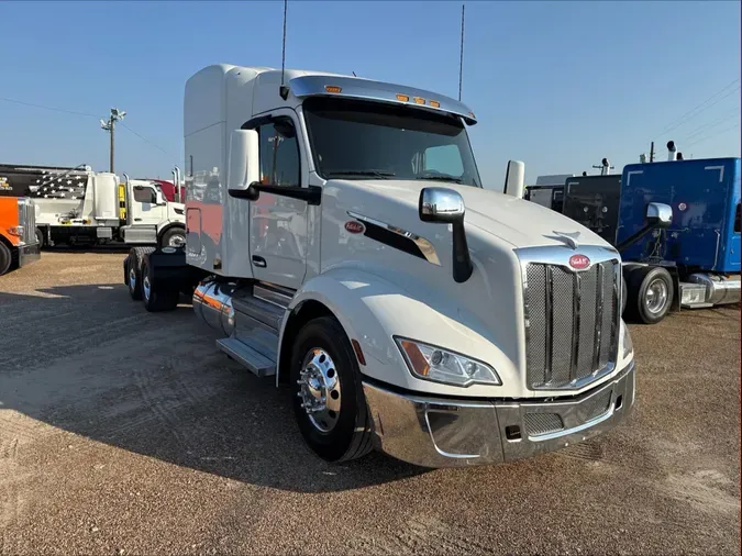 2023 Peterbilt 579