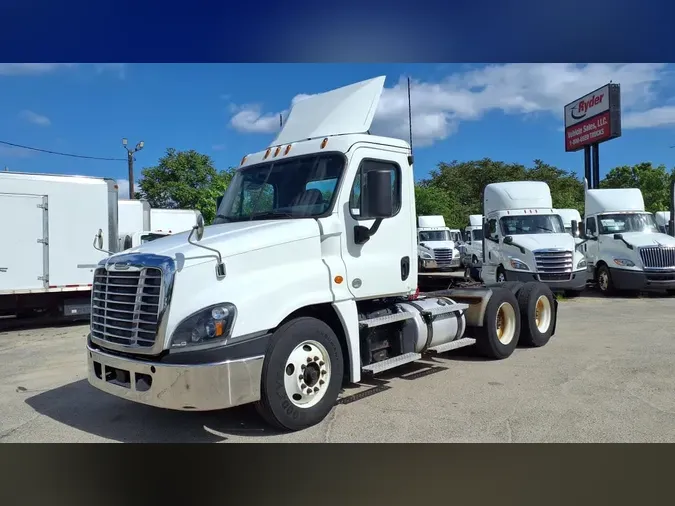 2019 FREIGHTLINER/MERCEDES CASCADIA 125d81181ea4ad5e81954ef0b6fc934992e