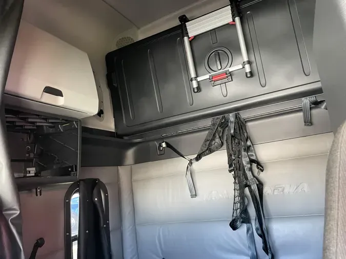 2022 Freightliner Cascadiad8119af1deda0ac27ec5d70934738831