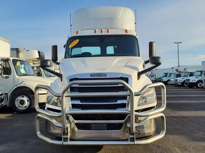 2020 FREIGHTLINER/MERCEDES NEW CASCADIA 116