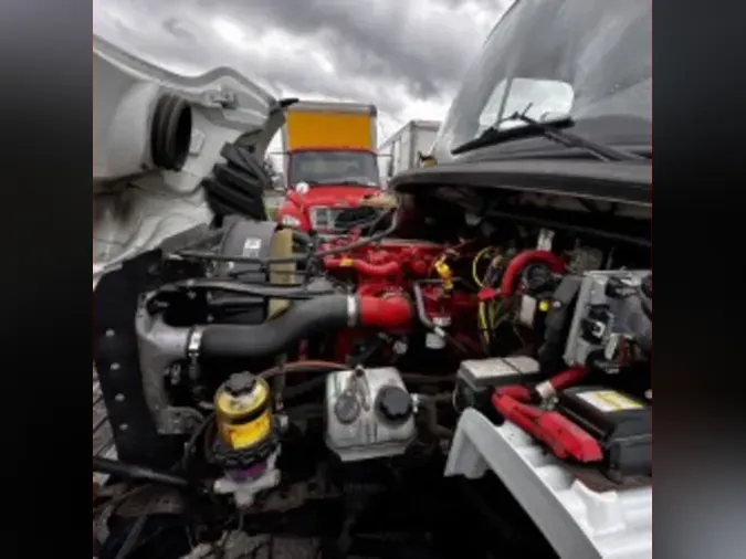 2019 FREIGHTLINER/MERCEDES M2 106