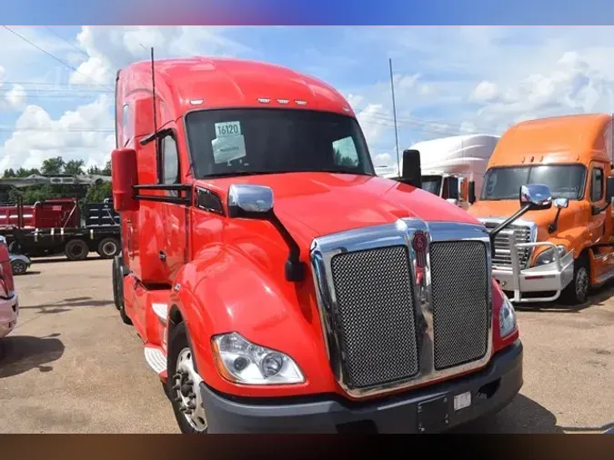 2021 KENWORTH T680