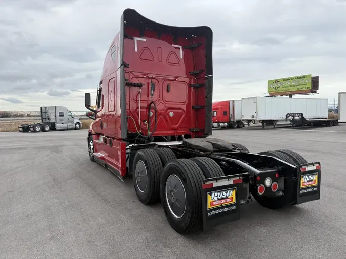 2022 Freightliner Cascadia