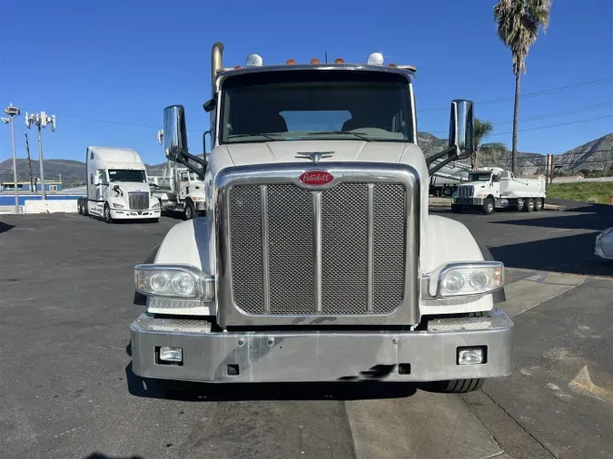 2020 Peterbilt 567