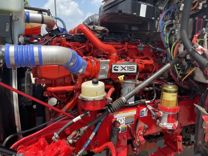 2022 Peterbilt 567