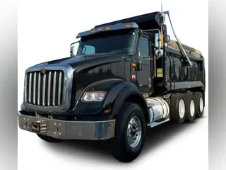 2019 International HX620
