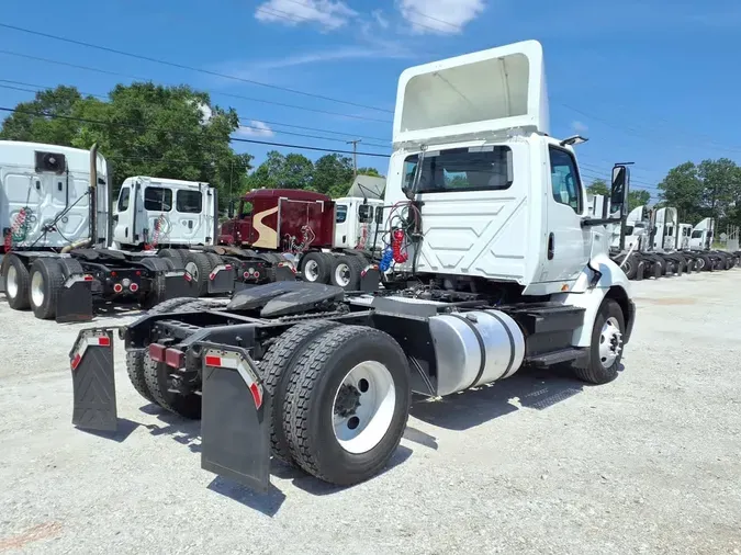 2020 NAVISTAR INTERNATIONAL RH613 DAYCAB S/A