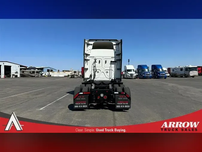 2019 FREIGHTLINER CA126