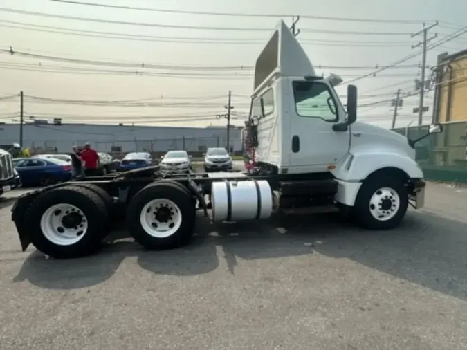 2019 NAVISTAR INTERNATIONAL LT625 DAYCAB T/A