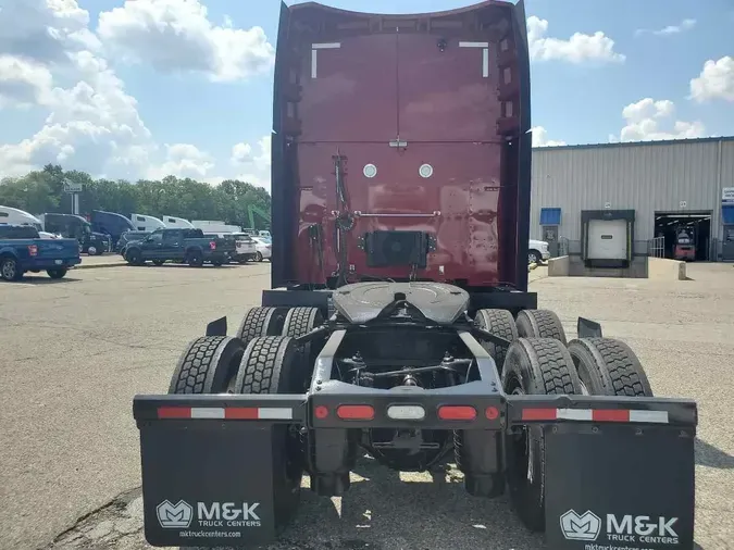 2023 PETERBILT 579