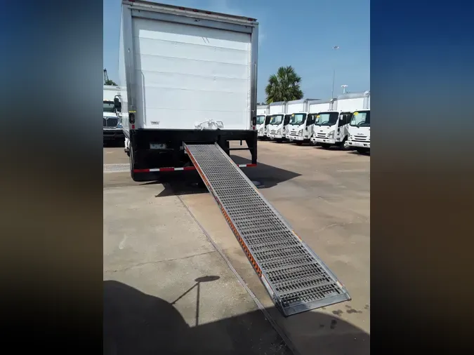 2019 NAVISTAR INTERNATIONAL 4300