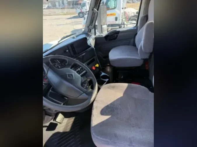 2019 NAVISTAR INTERNATIONAL LT625 DAYCAB T/A