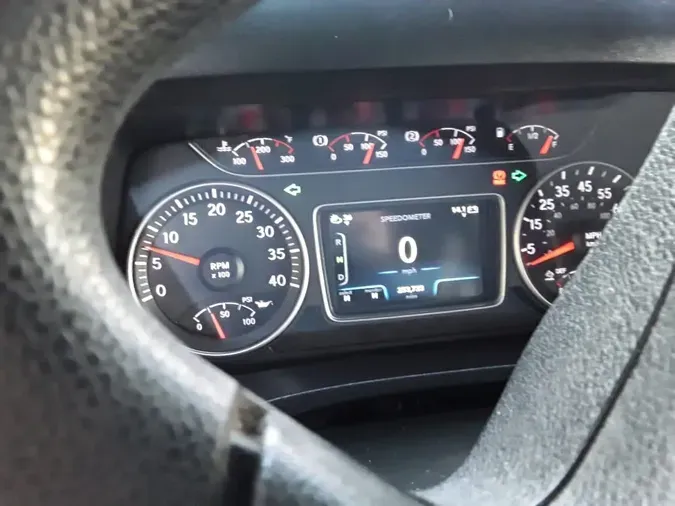 2020 NAVISTAR INTERNATIONAL MV607 (4X2)