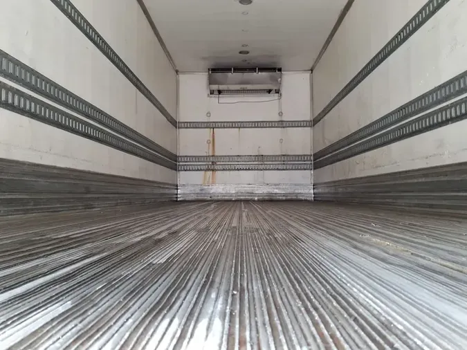 2018 FREIGHTLINER M2 106