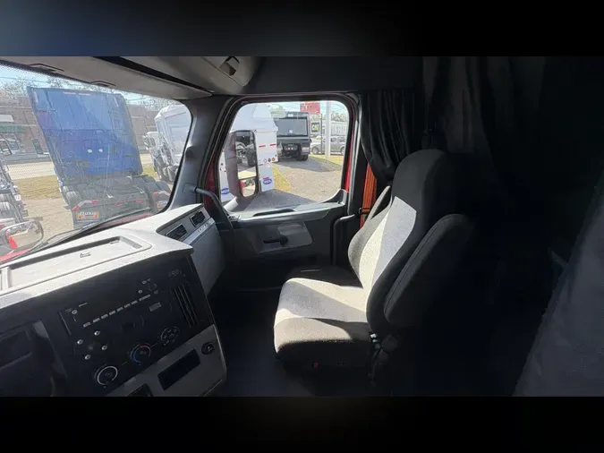 2022 Freightliner Cascadia