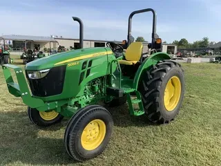 2018 John Deere 5055E