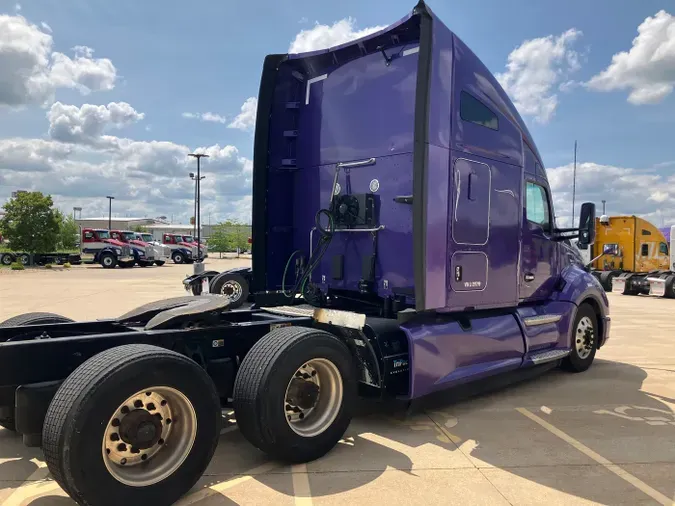 2020 Kenworth T680