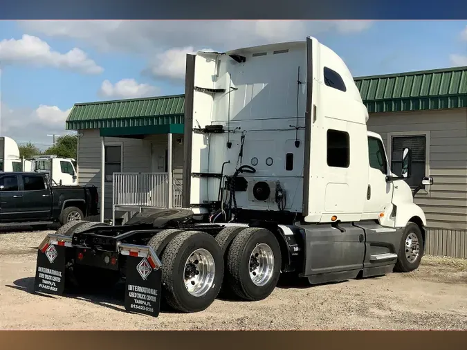 2021 INT LT625 6x4